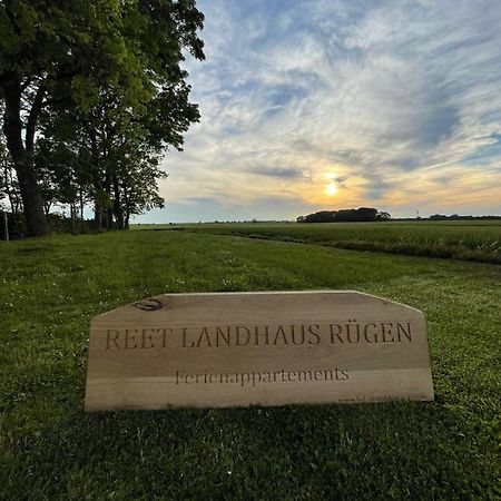 Reet Landhaus Ruegen Ummanz Exteriör bild